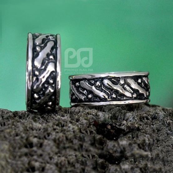 silver ring