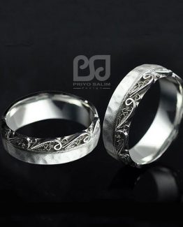 silver ring