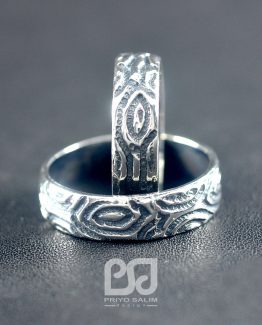 silver ring