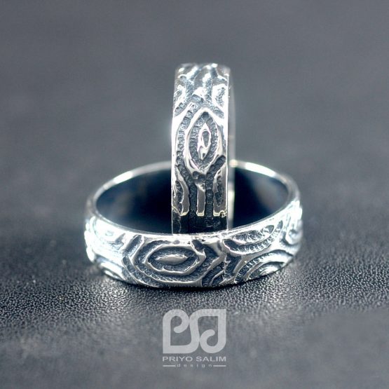 silver ring